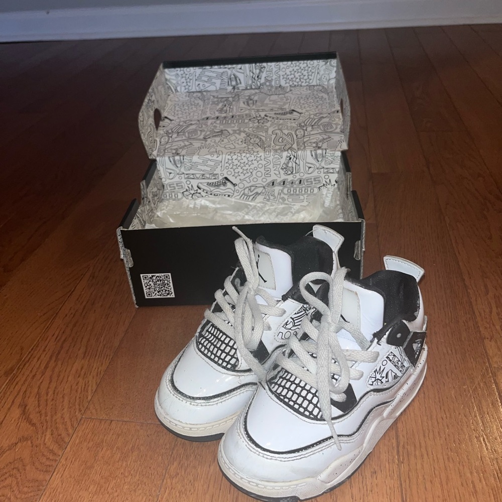 Nike Jordan Retro 4 DIY